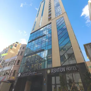 Ashton Hotel