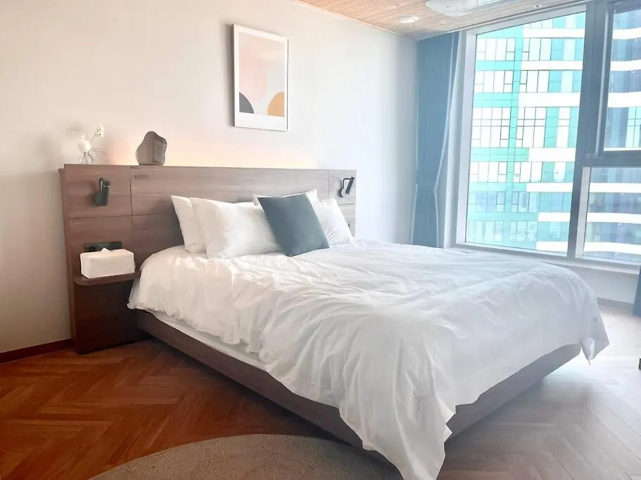 Apartment Stay G7 Busan Station