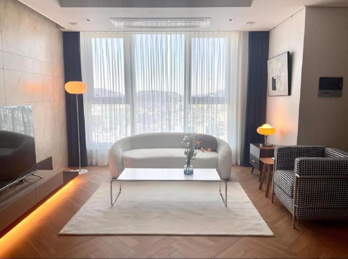 Apartment Stay G7 Busan Station