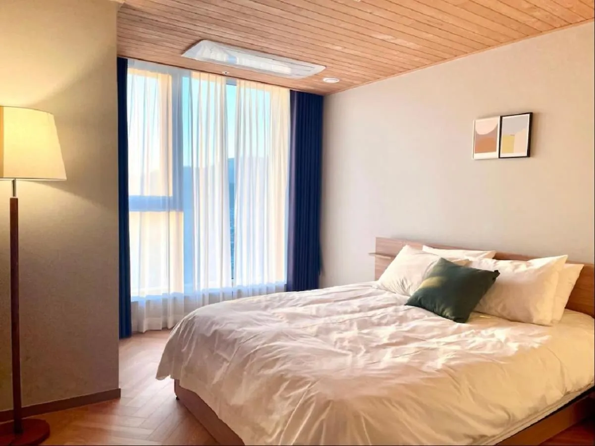 Apartment Stay G7 Busan Station