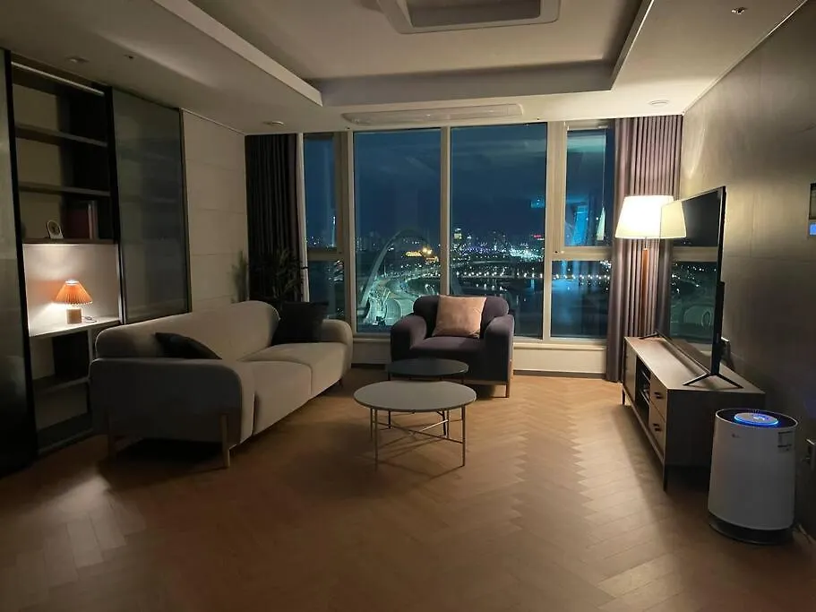 Apartment Stay G7 Busan Station